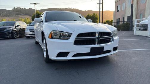 Bright White Clearcoat 2012 Dodge Charger SE