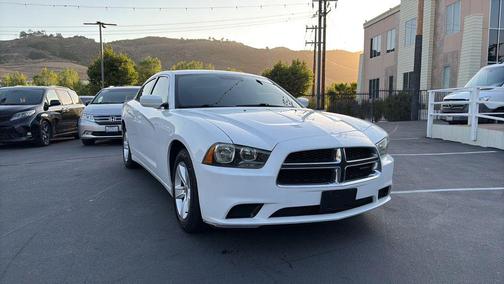 Bright White Clearcoat 2012 Dodge Charger SE