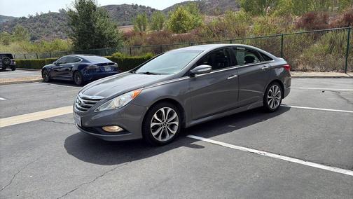 Harbor Gray Metallic 2014 Hyundai SONATA SE