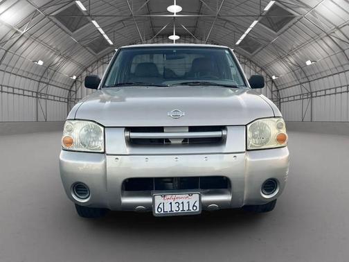 2001 Nissan Frontier XE King Cab