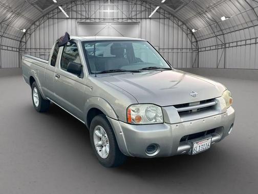 2001 Nissan Frontier XE King Cab