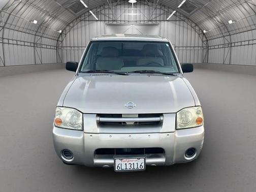 2001 Nissan Frontier XE King Cab