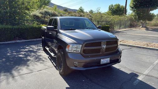 Brilliant Black Crystal Pearlcoat 2016 RAM 1500 Tradesman/Express