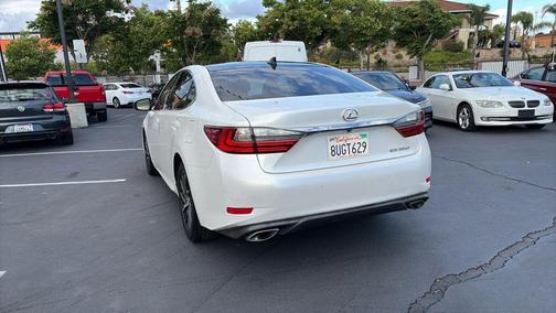 Eminent White Pearl 2016 Lexus ES 350 Base