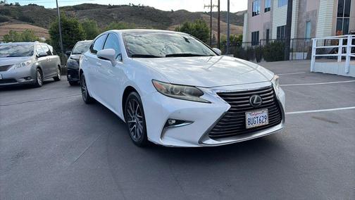 Eminent White Pearl 2016 Lexus ES 350 Base