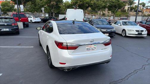 Eminent White Pearl 2016 Lexus ES 350 Base