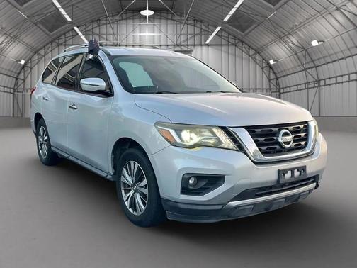 2019 Nissan Pathfinder SV