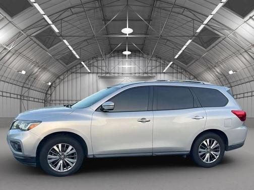 2019 Nissan Pathfinder SV