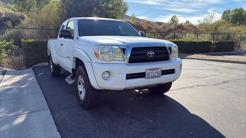 Super White 2006 Toyota Tacoma PreRunner Access Cab