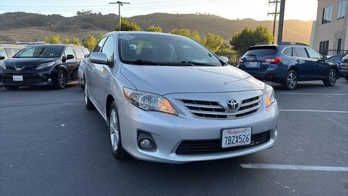 Classic Silver Metallic 2013 Toyota Corolla LE