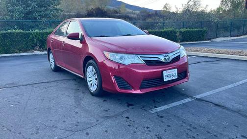 2014 Toyota Camry Hybrid LE