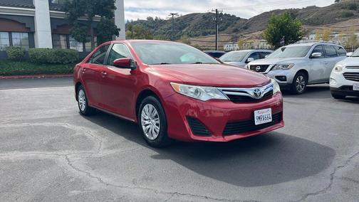 2014 Toyota Camry Hybrid LE