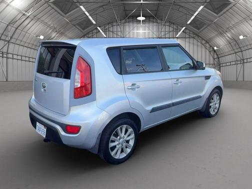 2013 Kia Soul +