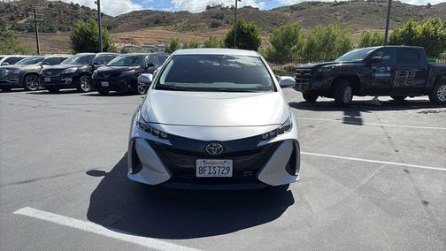 Classic Silver Metallic 2018 Toyota Prius Prime Premium