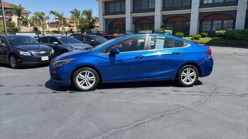 Blue 2017 Chevrolet Cruze LT