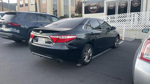 2016 Toyota Camry SE