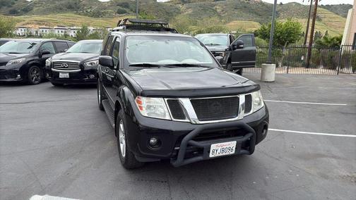 2011 Nissan Pathfinder SV
