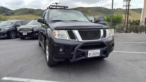 2011 Nissan Pathfinder SV