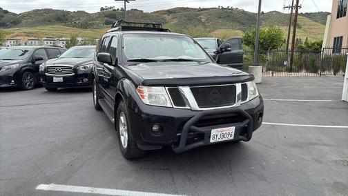 2011 Nissan Pathfinder SV