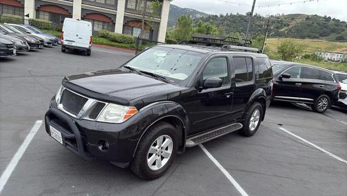 2011 Nissan Pathfinder SV