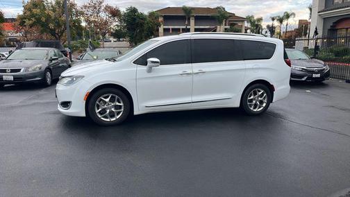 2019 Chrysler Pacifica Limited