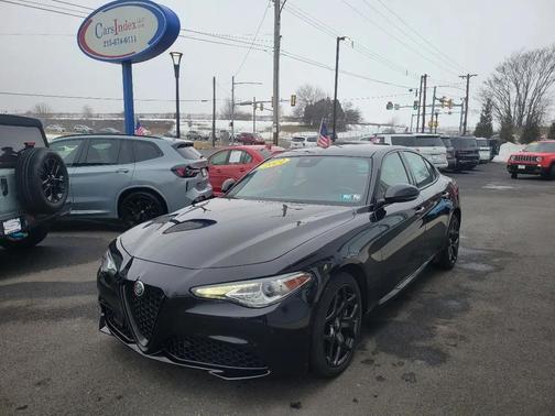 2021 Alfa Romeo Giulia Base