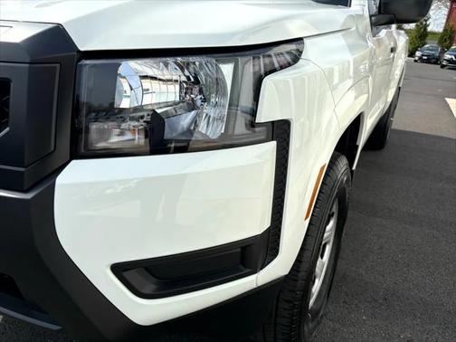 2025 Nissan Frontier S