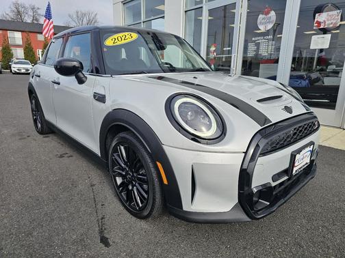2023 MINI Hardtop Cooper S