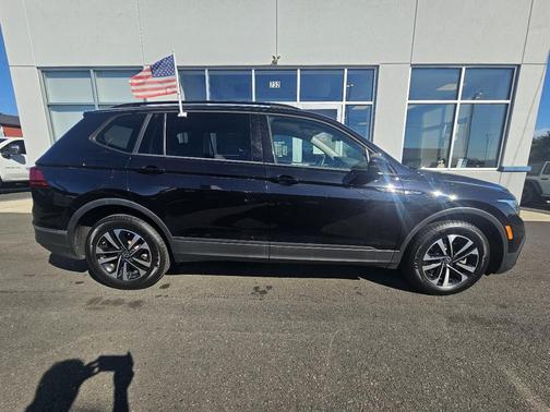 2023 Volkswagen Tiguan 2.0T S