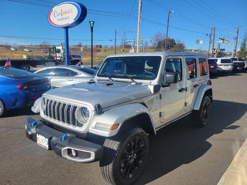 2024 Jeep Wrangler 4xe Sahara