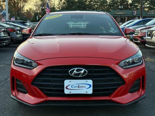 2020 Hyundai Veloster 2