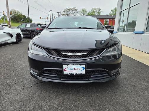 Black Clearcoat 2015 Chrysler 200 S