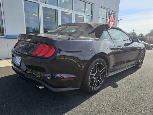 2023 Ford Mustang EcoBoost Premium