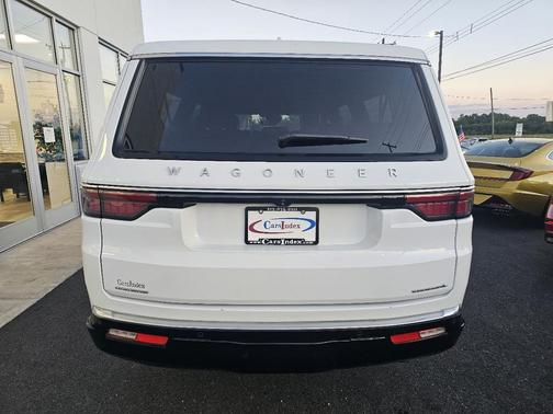 2023 Jeep Wagoneer L Series II 4x4