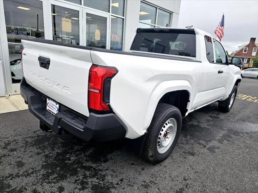 2024 Toyota Tacoma SR