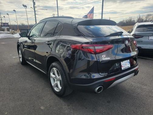 2018 Alfa Romeo Stelvio Ti Sport