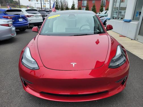 2022 Tesla Model 3 Standard Range