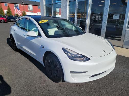 2019 Tesla Model 3 Long Range