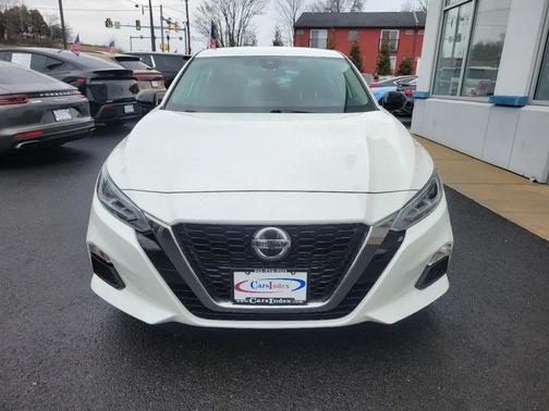 2020 Nissan Altima SR FWD