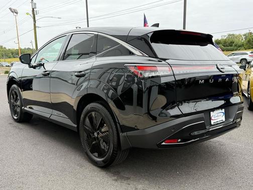 2025 Nissan Murano SV