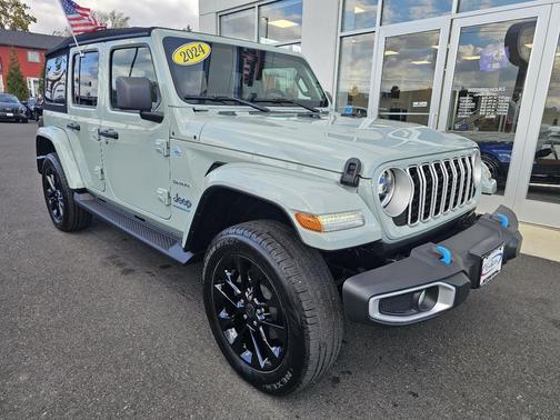 2024 Jeep Wrangler 4xe Sahara
