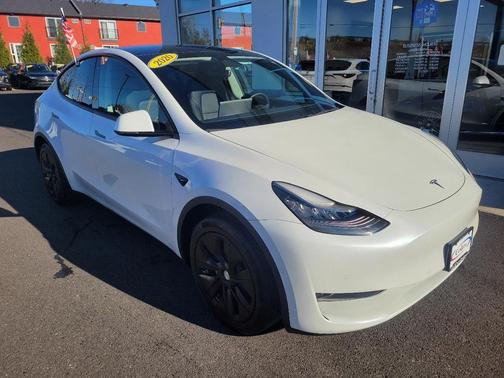 2020 Tesla Model Y Long Range Dual Motor All-Wheel Drive