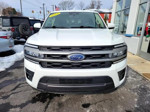2024 Ford Expedition Max XLT