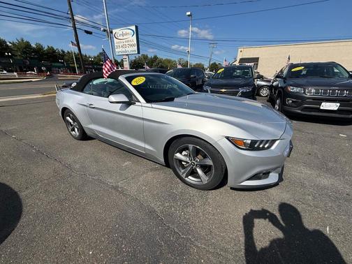 2015 Ford Mustang V6