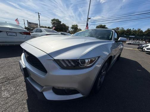 2015 Ford Mustang V6