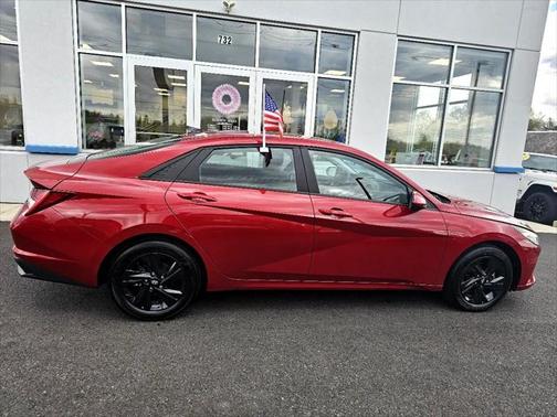 2023 Hyundai ELANTRA HEV Blue