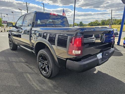 2024 RAM 1500 Classic Warlock Crew Cab 4x4 5'7' Box