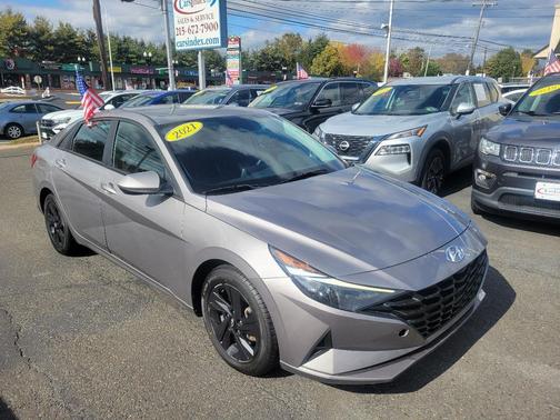 2021 Hyundai ELANTRA SEL