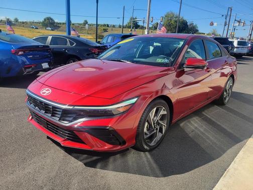 2024 Hyundai ELANTRA Limited