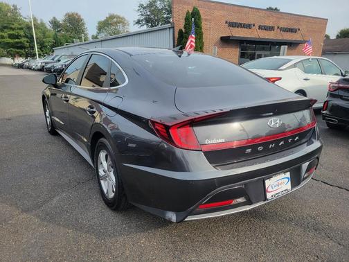 2021 Hyundai SONATA SE